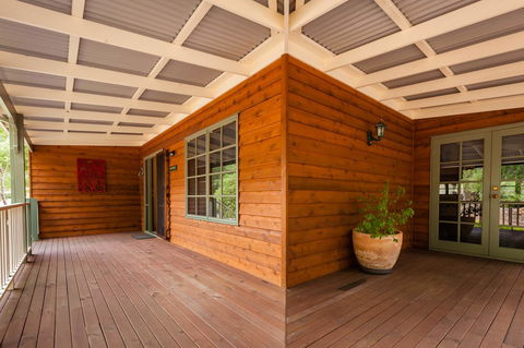 Riverglen Chalets - eAccommodation 7