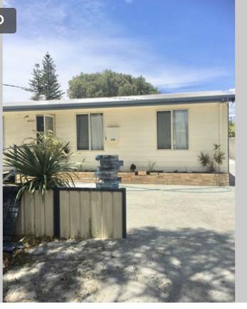 Jbay Beach Shack - eAccommodation 0