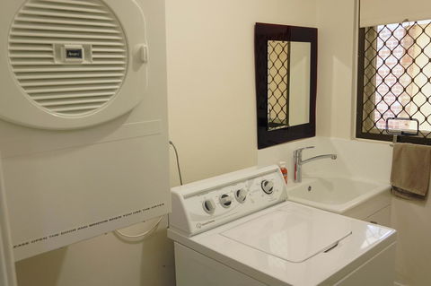 Suffolk House - eAccommodation 16