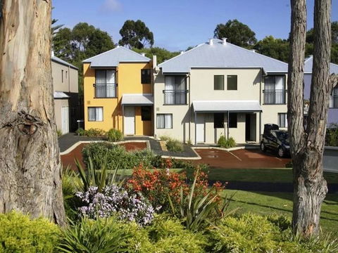 Leeuwin Apartments - eAccommodation 5
