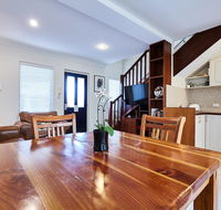 Fremantle Townhouse Unit 6 - eAccommodation