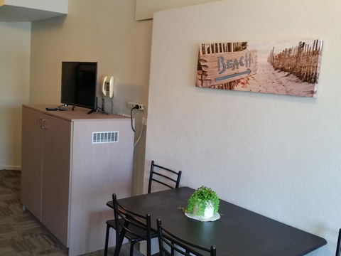 Mandurah Foreshore Motel - eAccommodation 10