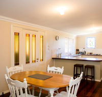 Yvonnes Rest Holiday Home - eAccommodation