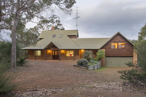 A Hidden Bush Delight - eAccommodation 6