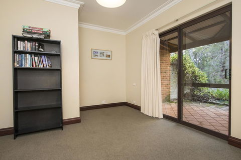 A Hidden Bush Delight - eAccommodation 21