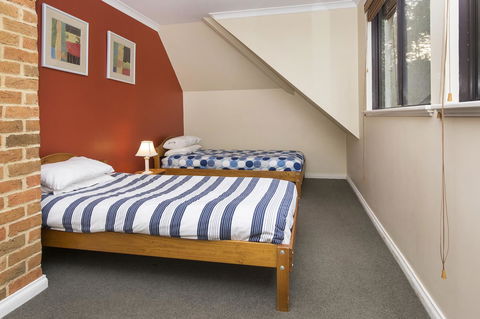 A Hidden Bush Delight - eAccommodation 25