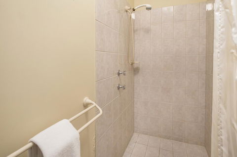 A Hidden Bush Delight - eAccommodation 2