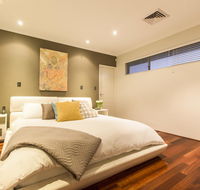 Ambar Villa Between City and Freo - eAccommodation