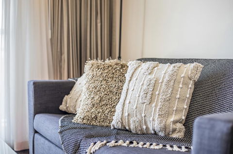 508 Stupendous Sunsets & Views Pool Gym Parking - eAccommodation 3