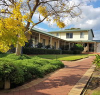 Park Avenue Holiday Units - eAccommodation