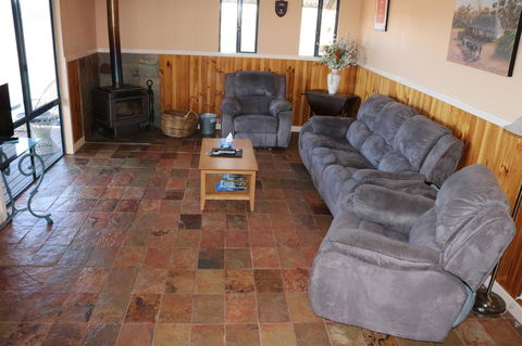 Kendenup Cottages And Lodge - eAccommodation 14