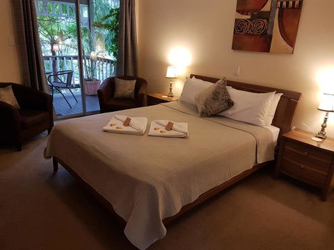 Adamsons Riverside Accommodation - eAccommodation 33