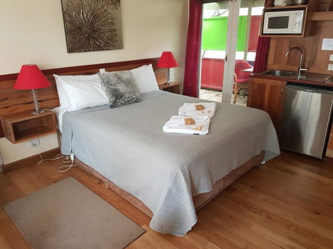 Adamsons Riverside Accommodation - eAccommodation 30