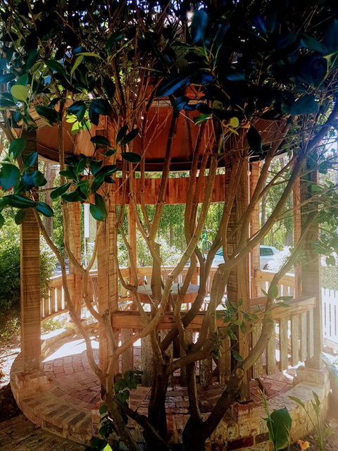 Adamsons Riverside Accommodation - eAccommodation 1