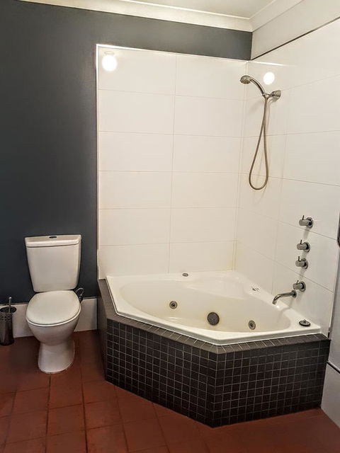 Adamsons Riverside Accommodation - eAccommodation 3