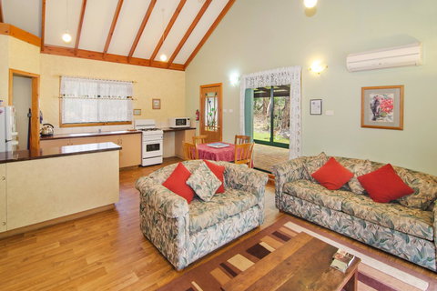Yelverton Brook Conservation Sanctuary - eAccommodation 38