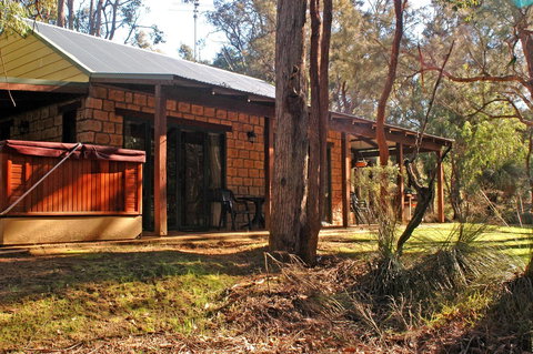 Yelverton Brook Conservation Sanctuary - eAccommodation 8