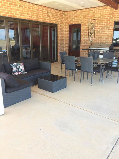 Ocean View Homestead - eAccommodation 1