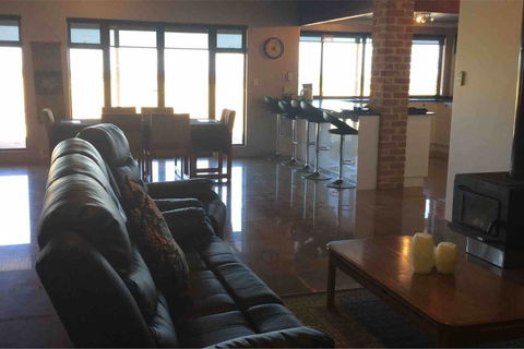 Ocean View Homestead - eAccommodation 28