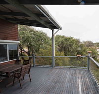 Peppy Beach Ocean Views - eAccommodation