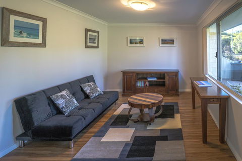 Indoyo Retreat - eAccommodation 5