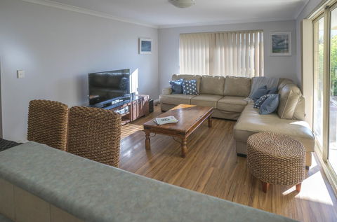 Indoyo Retreat - eAccommodation 4