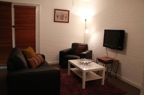 Mt Pleasant Apartment - eAccommodation 4