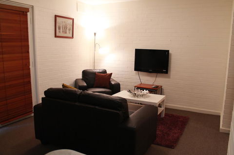 Mt Pleasant Apartment - eAccommodation 1