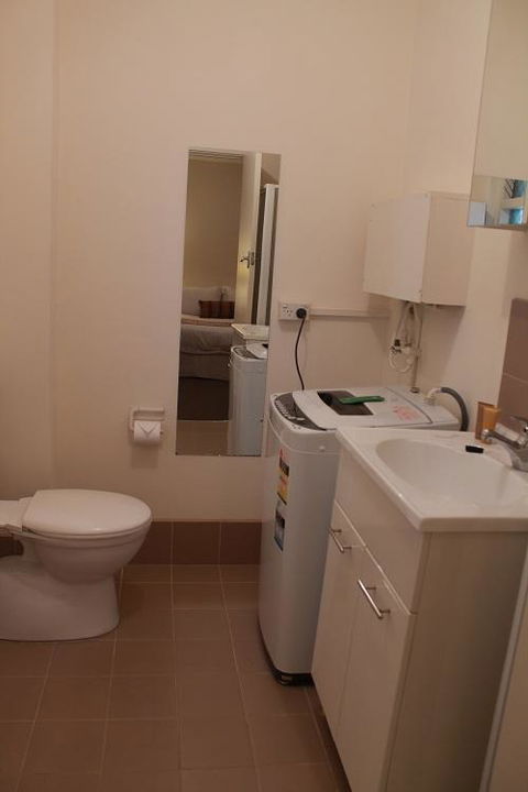 Mt Pleasant Apartment - eAccommodation 12
