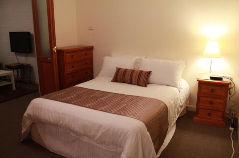 Mt Pleasant Apartment - eAccommodation 8
