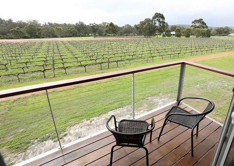 Lot113 Vineyard Accommodation - eAccommodation 6
