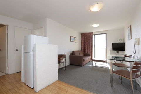 Atrium Hotel Mandurah - eAccommodation 32