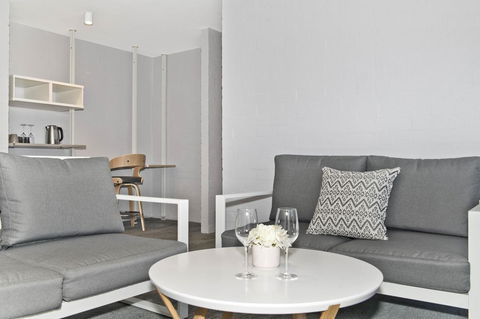 Atrium Hotel Mandurah - eAccommodation 22