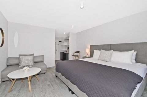 Atrium Hotel Mandurah - eAccommodation 16