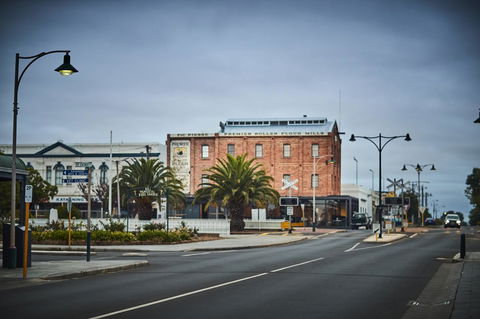 The Premier Mill Hotel - eAccommodation 14