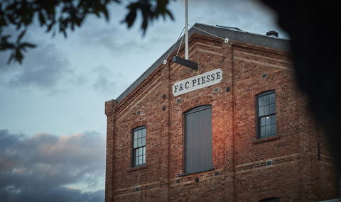 The Premier Mill Hotel - eAccommodation 12