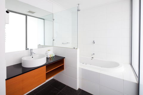 Seashells Mandurah - eAccommodation 13