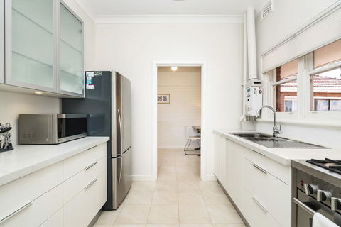 Light Bright, Quality River Views! Free Parking - eAccommodation 18
