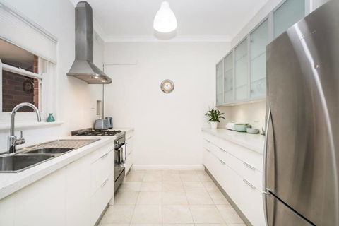 Light Bright, Quality River Views! Free Parking - eAccommodation 33