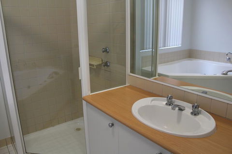 Mandurah Ocean Marina Chalets - eAccommodation 25