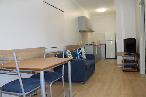 Mandurah Ocean Marina Chalets - eAccommodation 6