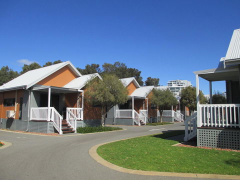 Mandurah Ocean Marina Chalets - eAccommodation 37