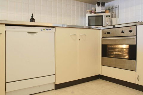 WESTEND CBD PERTH-ULTIMATE LOCATION - eAccommodation 34