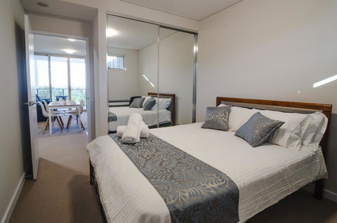 Boutique Carousel Apartment - eAccommodation 6