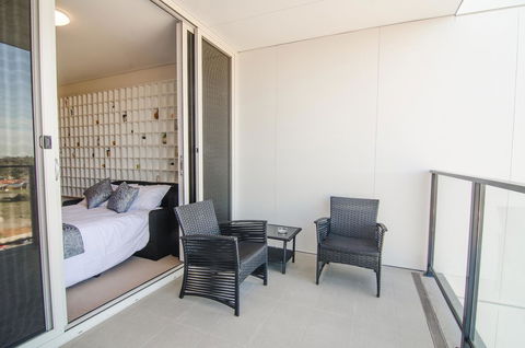 Boutique Carousel Apartment - eAccommodation 10