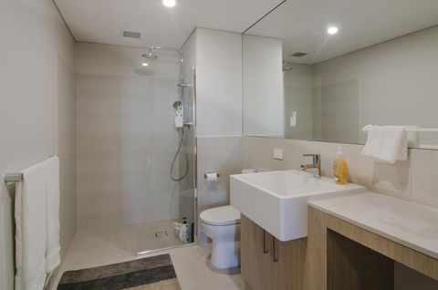 Boutique Carousel Apartment - eAccommodation 7