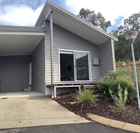 17 By The Sea - eAccommodation