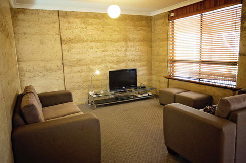 Hopetoun Motel & Chalet Village - eAccommodation 41