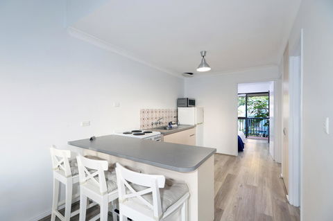 West Beach Lagoon 221 - Stylish Apartment! - eAccommodation 7