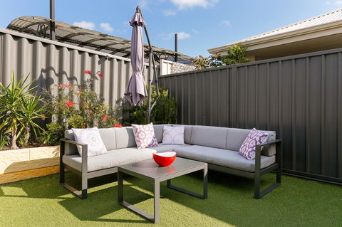 Perth Comfy Stays - eAccommodation 8